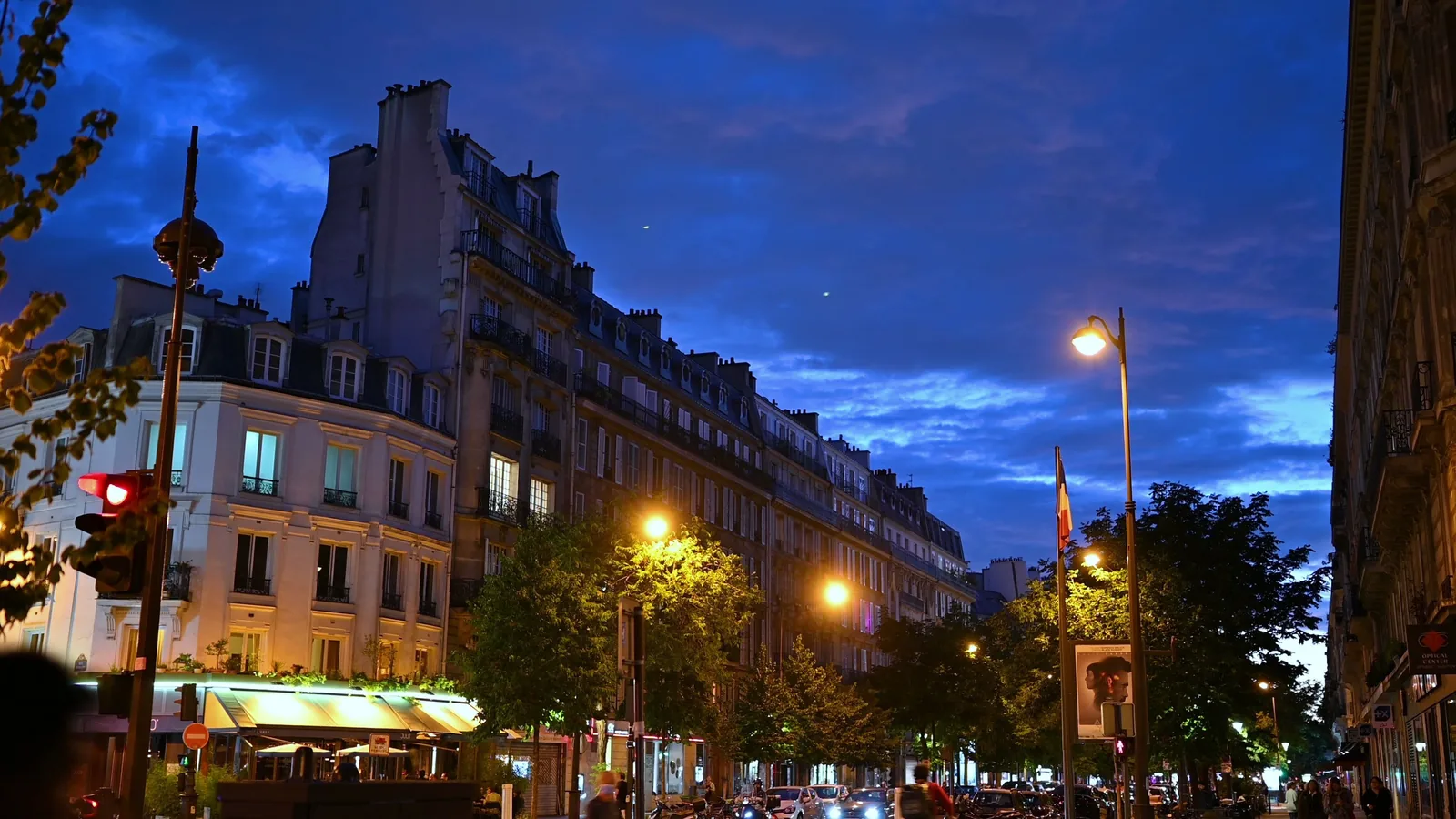 Saving Restaurant And Market Notes For A City Break Checklist For First Time Readers cover image